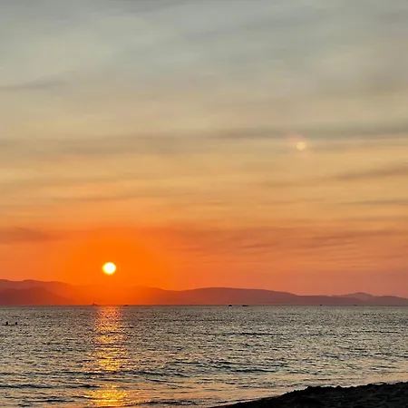 Waves & Rocks 펜션 *