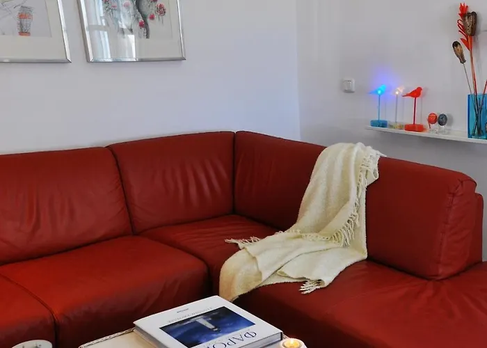 Waves & Rocks 펜션 Vívlos