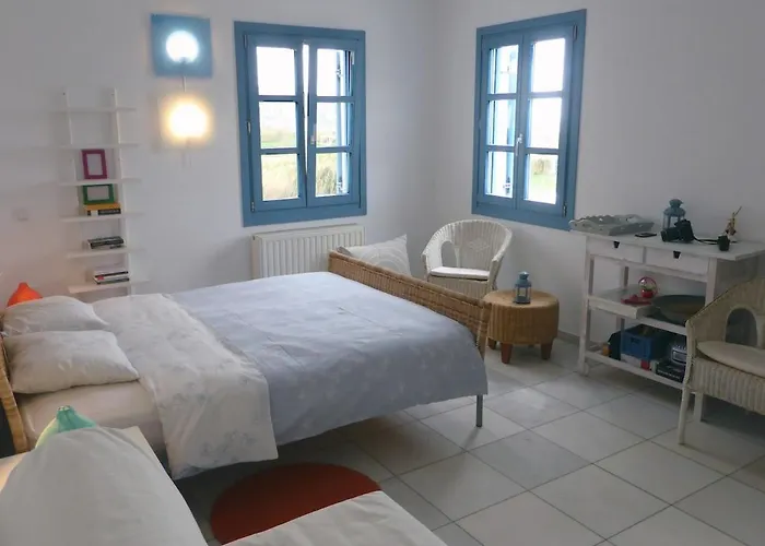 Waves & Rocks Holiday home Vivlos