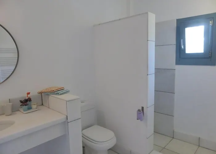 Waves & Rocks Holiday home *